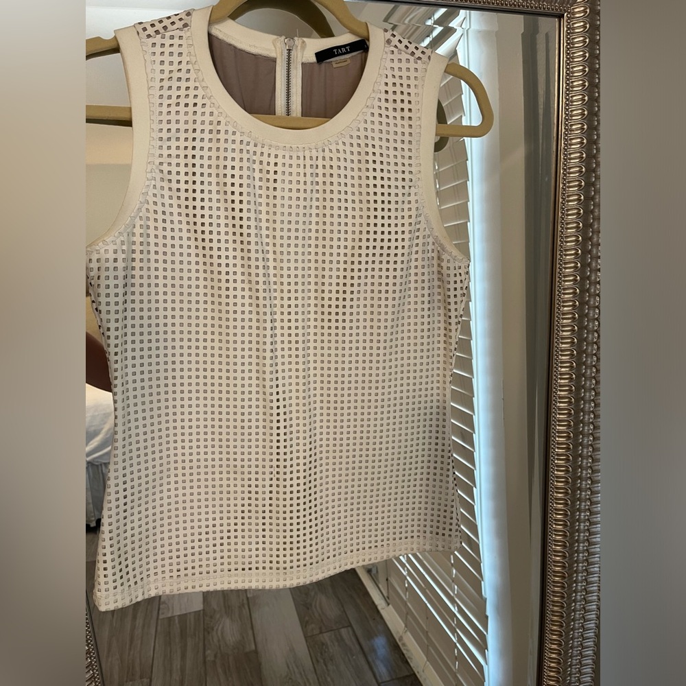 Women’s top